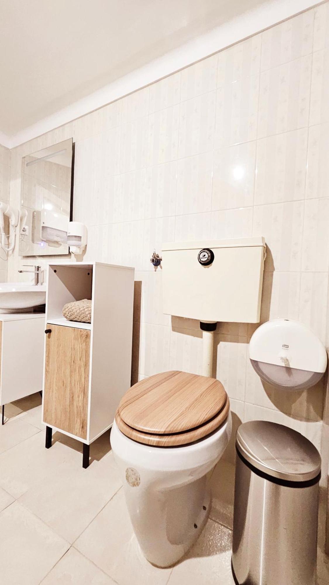 Rooms4you 3 In Historic Center Of Apartamento